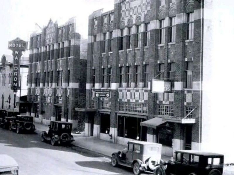 Waldron Hotel - Historical Photo